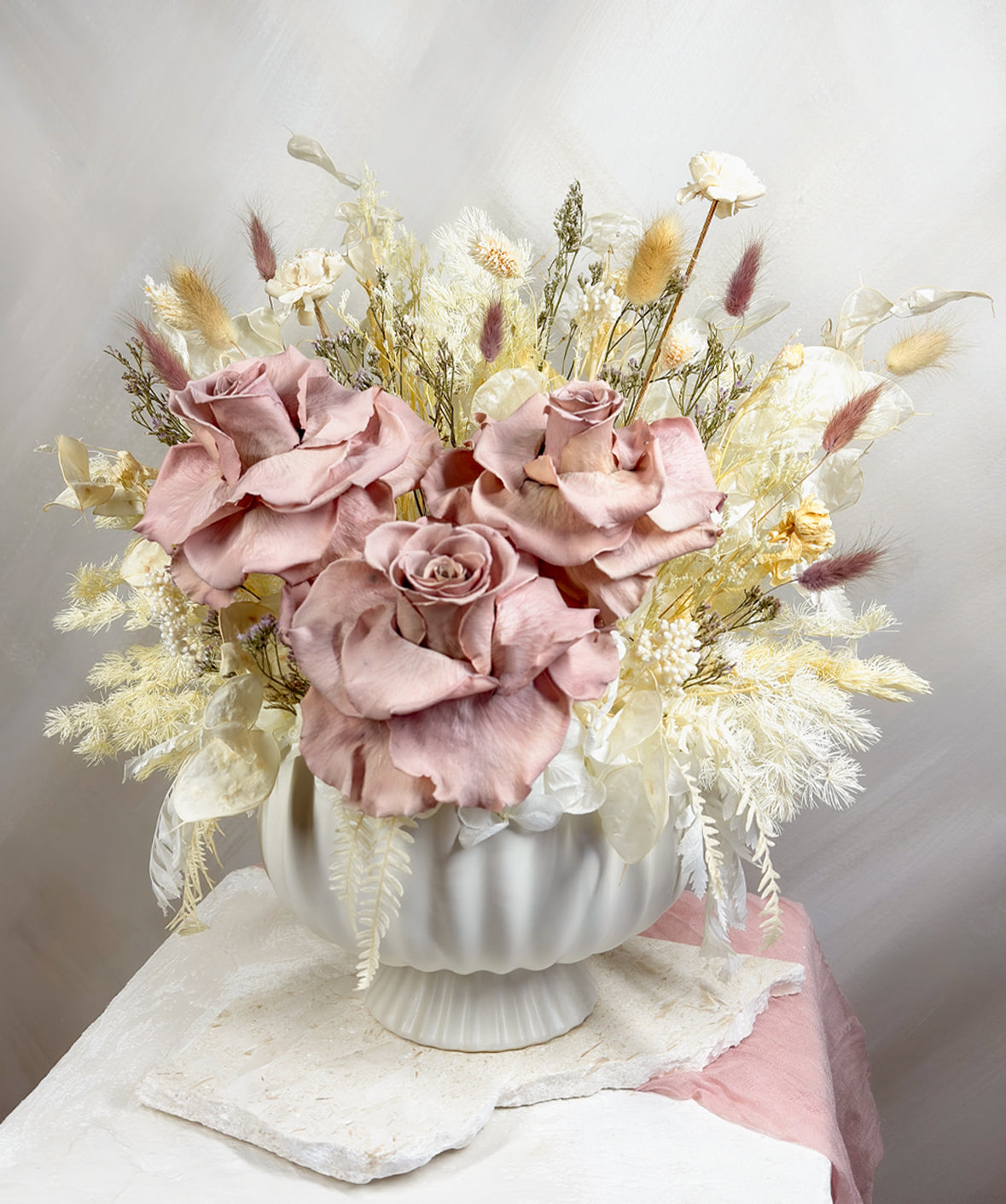 THE BARELY BLUSH ARRANGEMENT