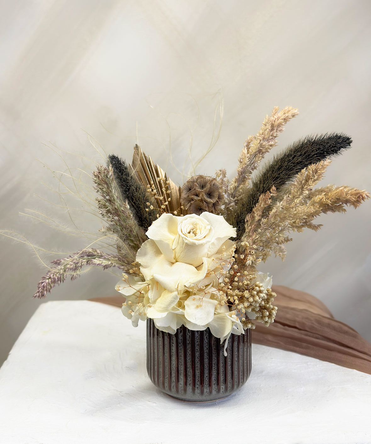 COOKIES AND CREAM ARRANGEMENT