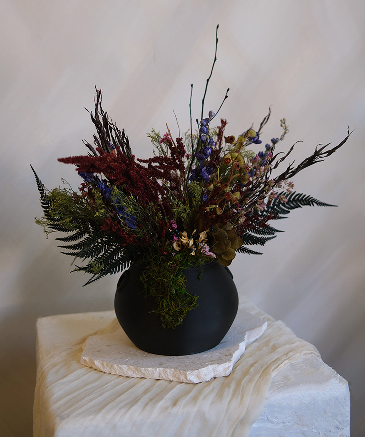 A LITTLE HOCUS POCUS ARRANGEMENT