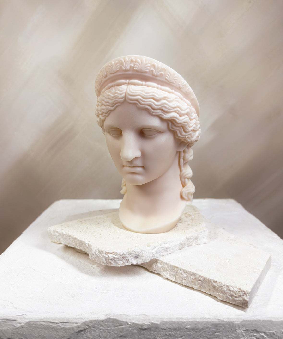 ROMAN BUST CANDLE